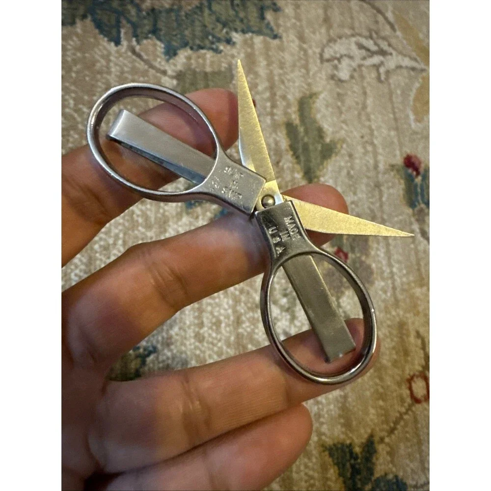 SLIP-N-SNIP Folding Scissors Vintage Folding Made In USA for Pocket or Purse